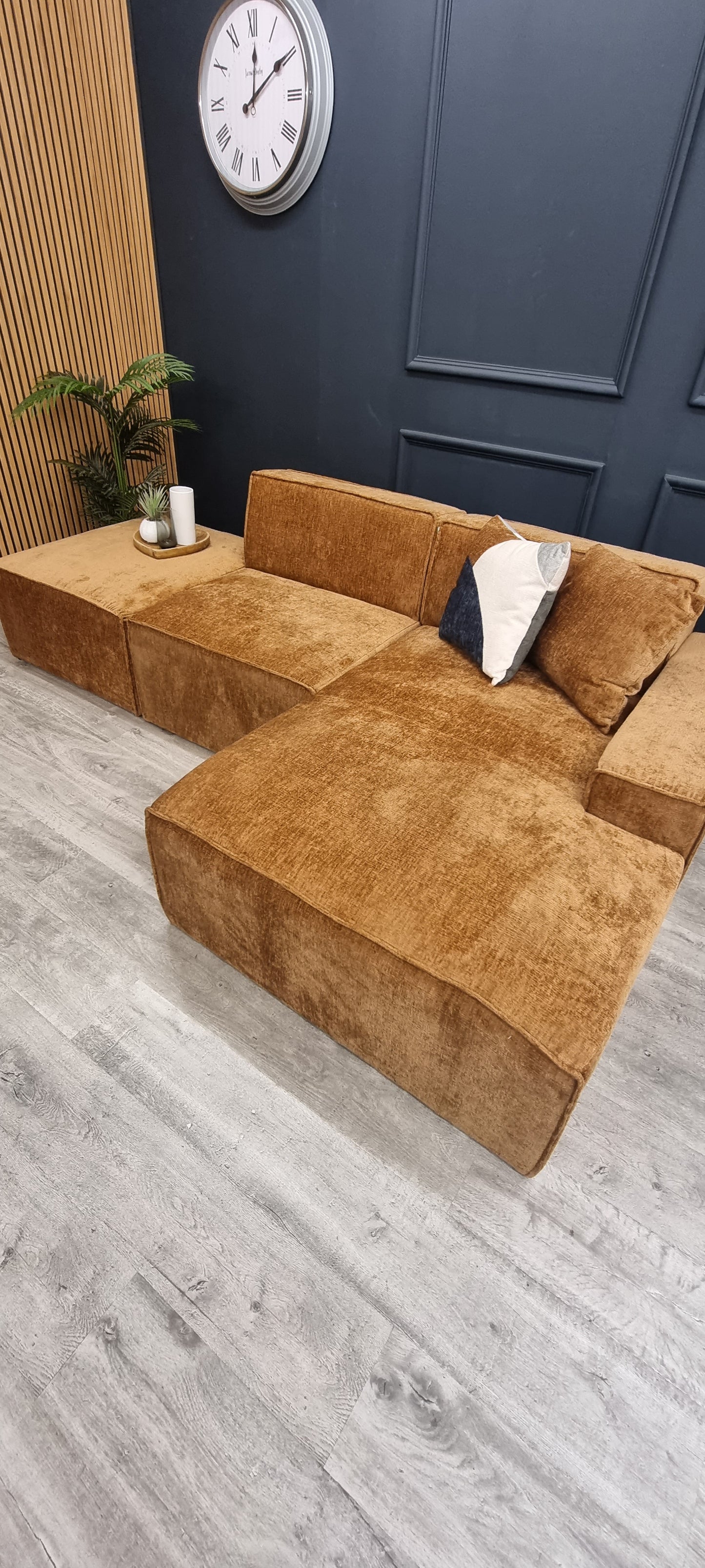 Atlanta Modula Sofa - Right Hand Corner