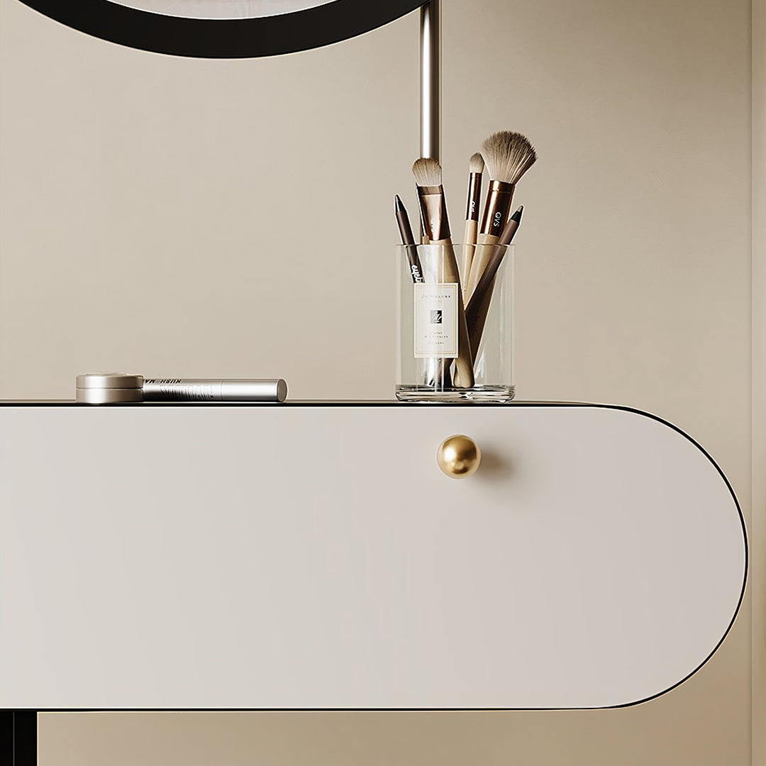 suzuki-dressing-table