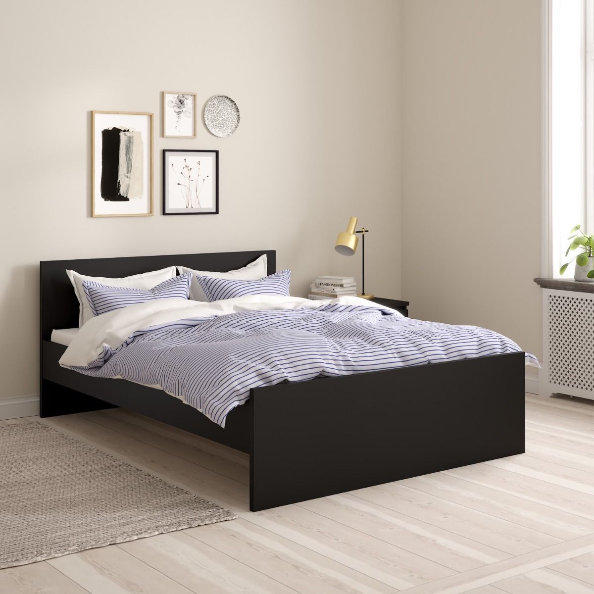 Naia Double Bed 4ft6 (140 x 190) in Black Matt / White High Gloss
